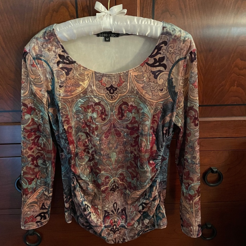 Boho Chic Medium abstract design ruched top